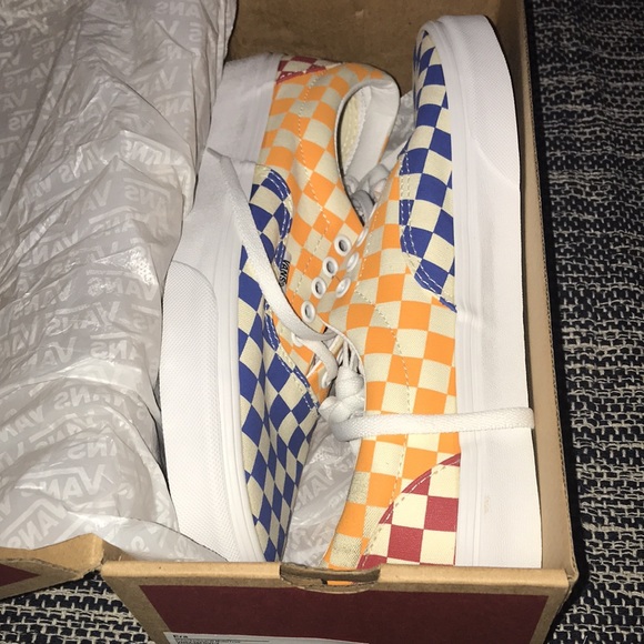 New Vans  Size 9 Multicolor checker board🥰 - Picture 5 of 8